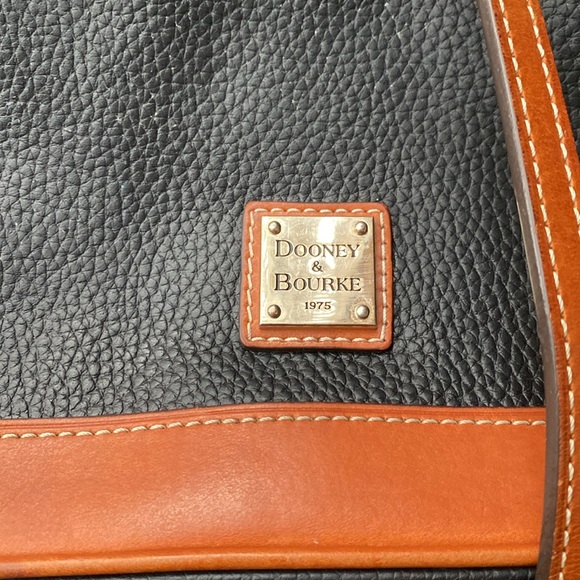 Dooney&Bourke | Hand bag - Picture 4 of 12